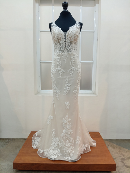 Vestido de novia Colección exclusiva 9326 de Rebecca Ingram disponible en nuestras tiendas de novia