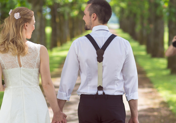 sesión de fotos con el vestido de novia